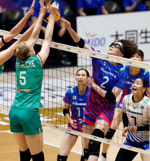 【バレー】荒木彩花「逆に勢いになった」フルセットも抜群の勝率に動揺せず　SAGA久光Ｖ王手