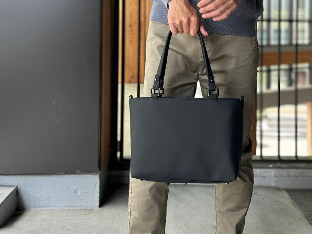 スマホもiPadも3秒で取り出せる。可変式収納・通勤ミニトートのプロジェクトが終了間近