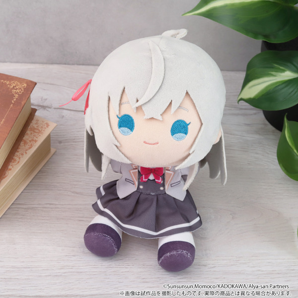 アーリャさんがお座りぬいぐるみになって登場！「ロシデレ」アーリャさんの「くいくい」が発売！