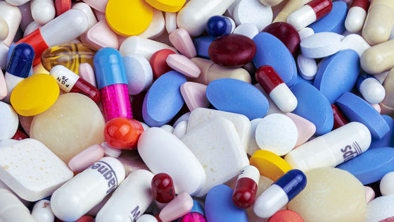 AIチャットボットを使って医師の診察なしで処方せんの再発行が可能に