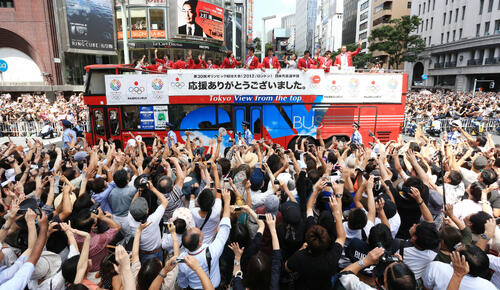 五輪パレード　12年ロンドン大会直後の８月20日に初開催　東京大会ではコロナ禍で実施されず