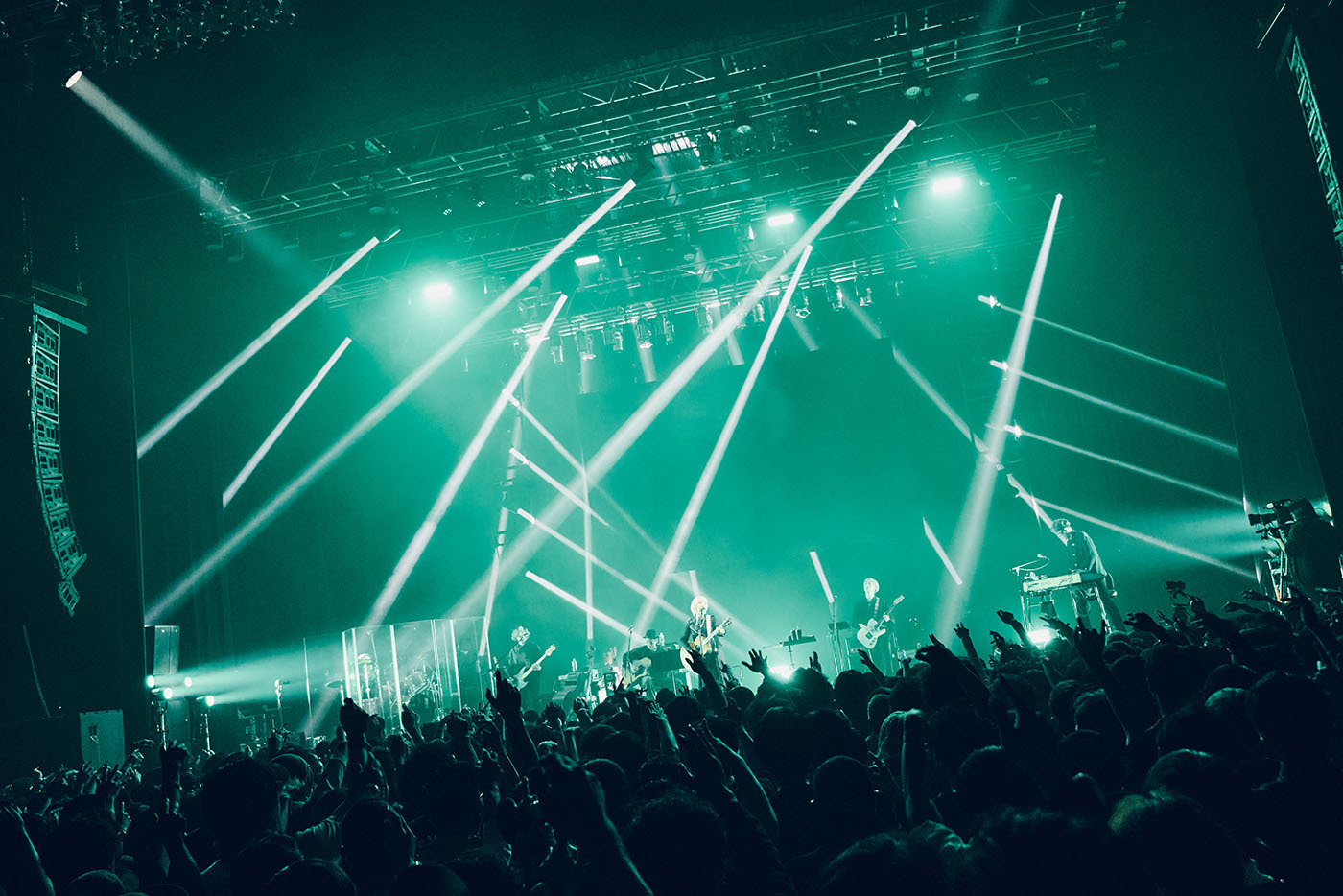 ReoNa、都市型フェス『CENTRAL 2026』に出演！話題の最新曲「結々の唄」を含む全7曲を披露