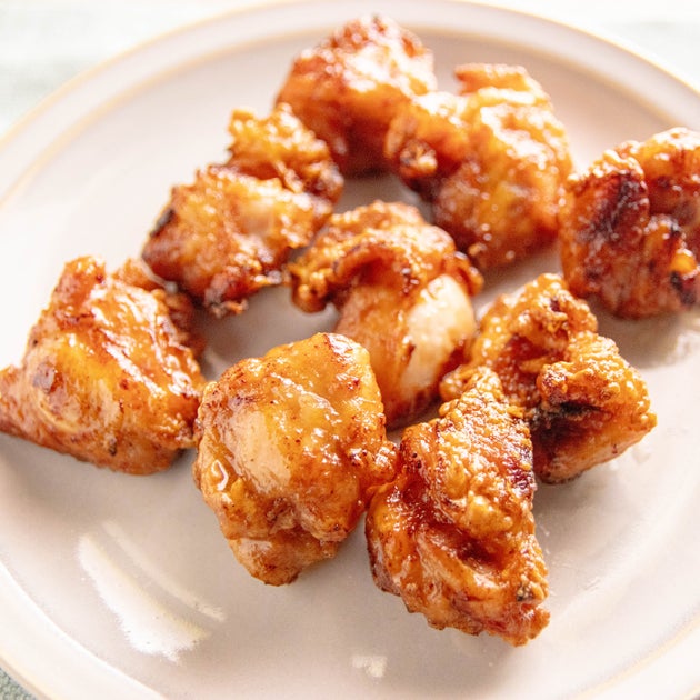 【唐揚げにバター絡めたらどうなる？】冷めてもやわらかい！ごはんが進む唐揚げレシピ