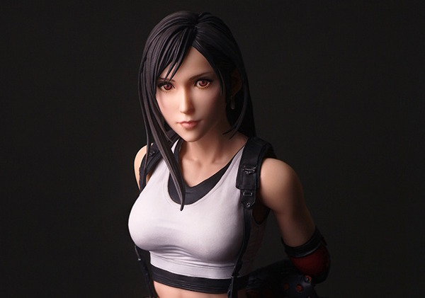 『FF7』より「ティファ」が可動フィギュア化！可憐なポーズからアクションまでバッチリ、なんと眼球も動く