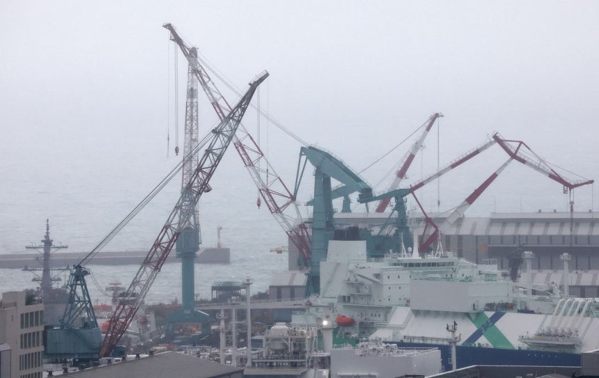 蔚山造船所で発生した海軍潜水艦の火災で孤立 60代勤労者を遺体で収容