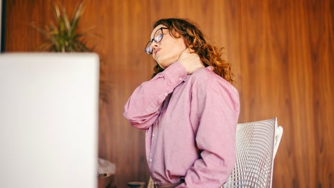 朝9時はいい感じ⇒では昼12時は…「オフィスの空気で見た目が悪くなる」説がTikTokで話題　まさかね！