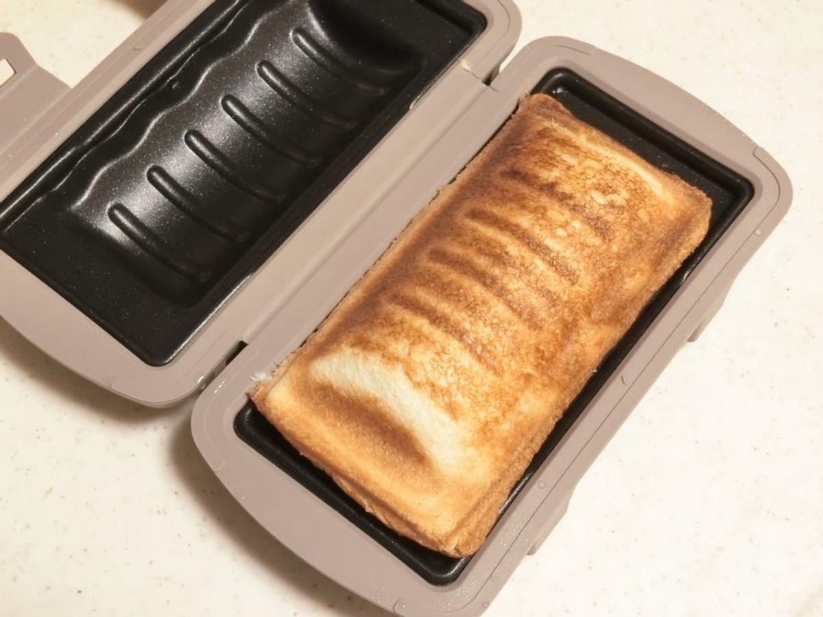 3COINSの「電子レンジで使える」ホットサンドメーカー、ワンランク上の朝食でQOL爆上がり！