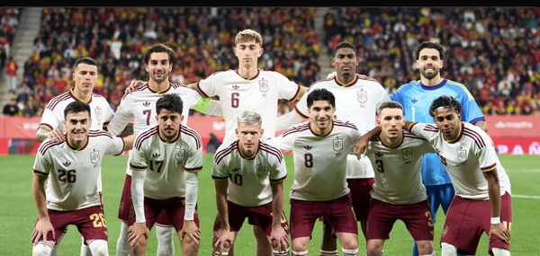 スペイン『アス』は、デ・ラ・フエンテ監督は20～22名をすでに決定しており、残り4～6名は未定だとした