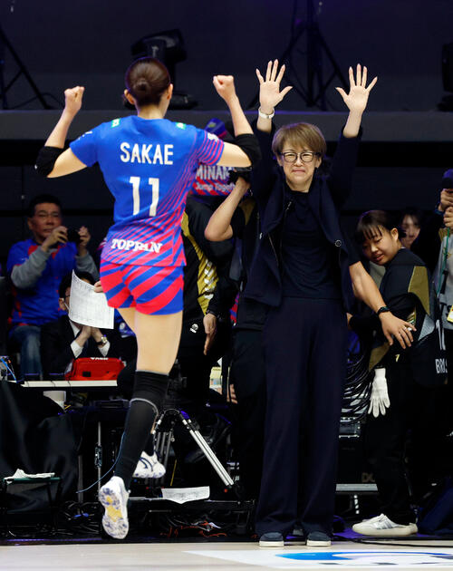 【バレー】SAGA久光Ｖ！中田久美監督「勝ったうれしさは３割…ほっとしている」大阪M下す