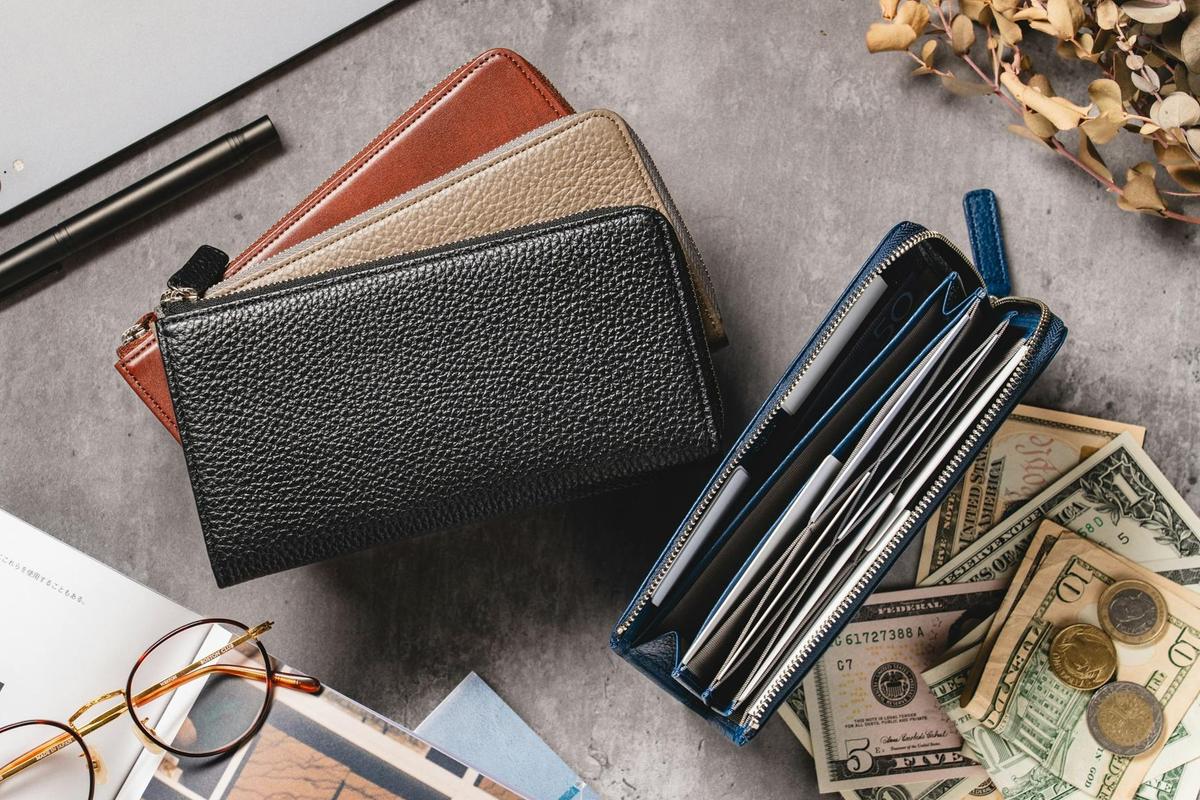 キャッシュレス時代に「長財布」を選ぶ理由。レジで差がつく独自構造とは