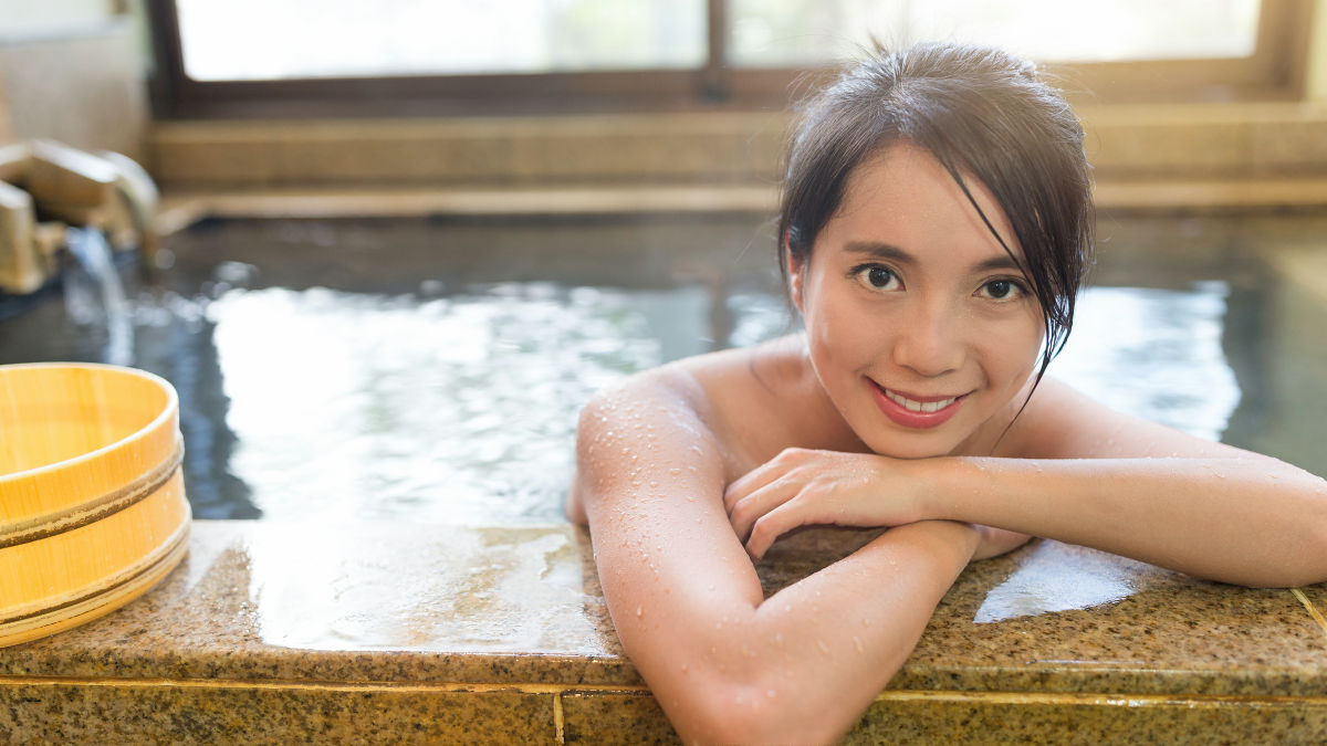 「温かい風呂」につかることがマラソンランナーの走力を向上させるかもしれない