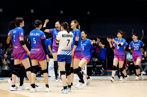 【バレー】中田久美監督率いるSAGA久光、SVリーグ２代目王者に　昨季覇者の大阪Ｍ下す