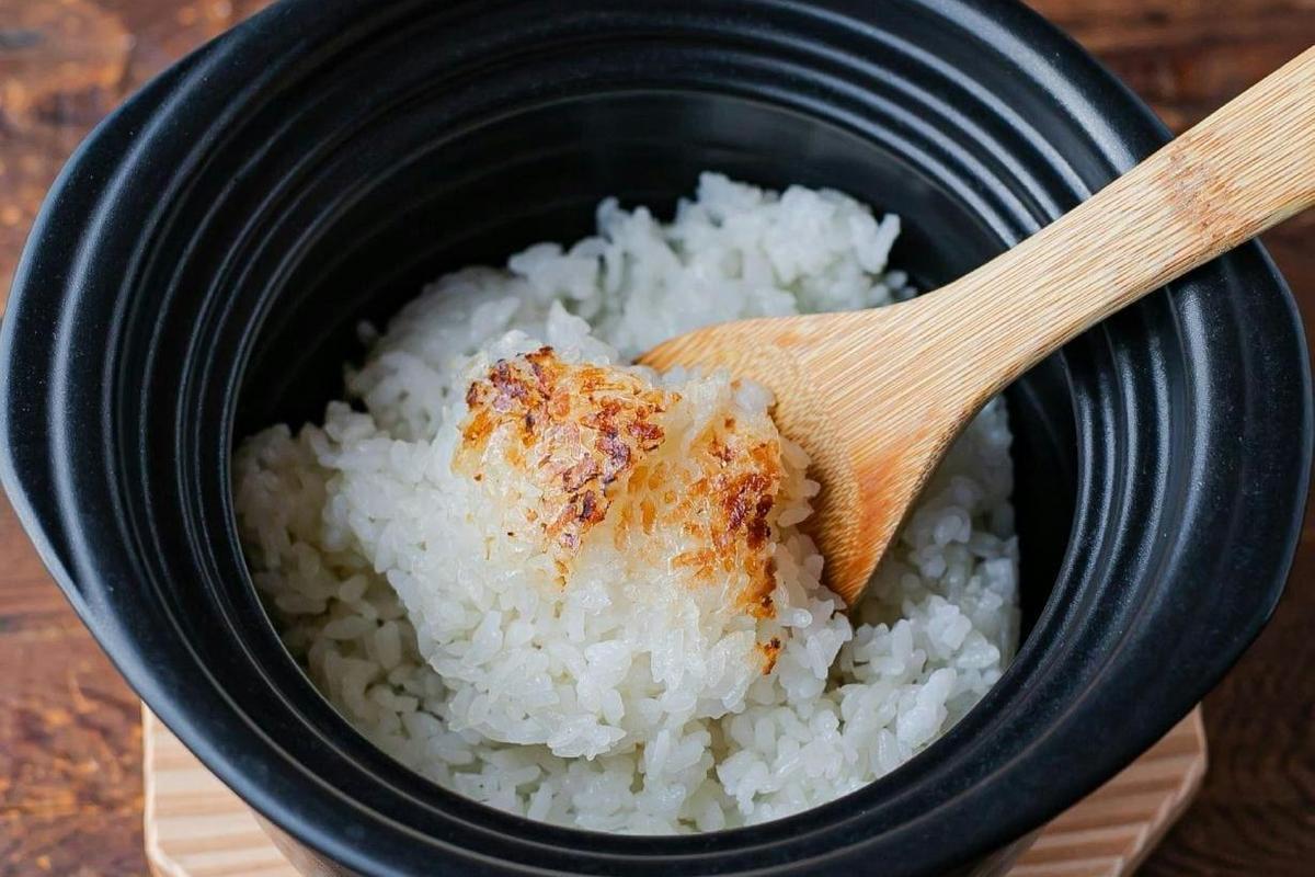 仕事帰りの15分。レンジにお任せで「炊きたて土鍋ごはん」が食べられる幸せ
