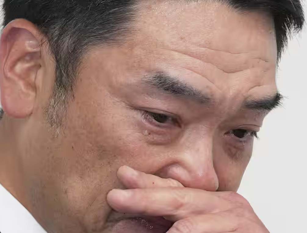 『生涯年俸49億円の親父』を通報する娘wwwwwwwwww