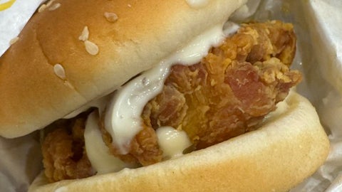 韓国のバーガー店に毎日通う日本人留学生、現地で“畏怖の念”⇨「これが職人の国に生まれた日本人か」