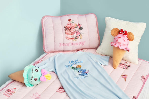 「ディズニー」ミニーたちと“ひんやりスイーツ”が涼し気♪ 接触冷感のグッズ多数☆これで暑さを乗り切っちゃえ！