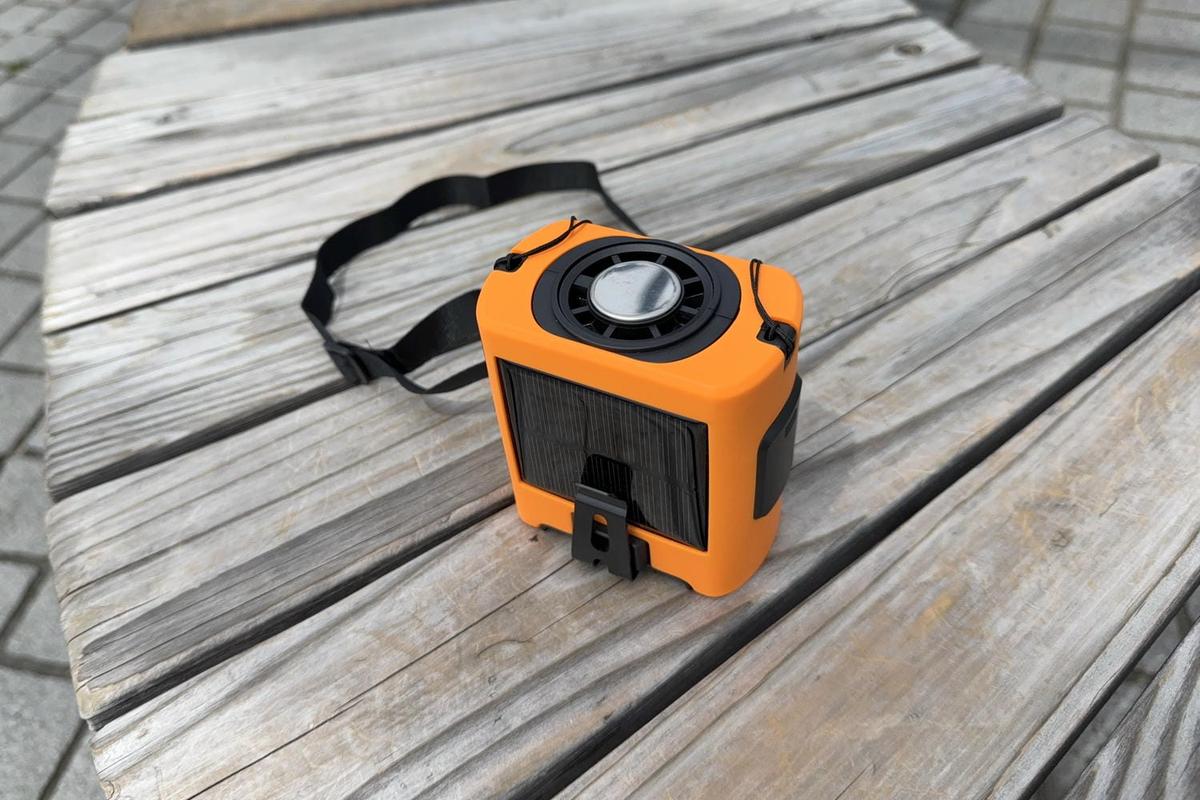 35℃超えの「熱風」よ、さらば。ハンディファンをやめた僕が行き着いた、冷風を送る新習慣