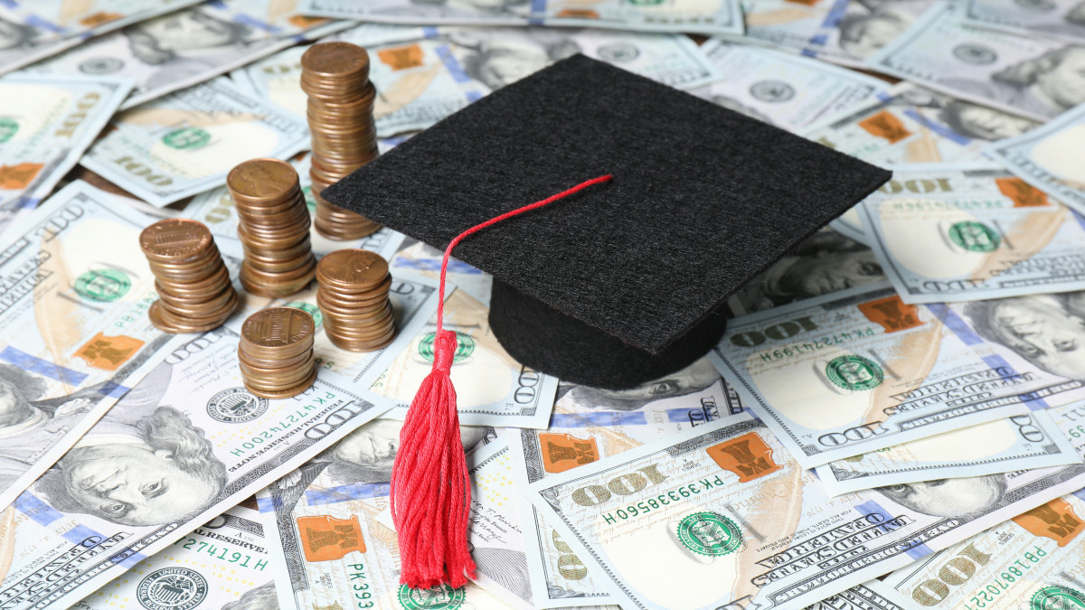 MITの学長が資金調達と人材育成に関する危機的状況を説明、「率直に言ってこれは国家にとって損失だ」と話す