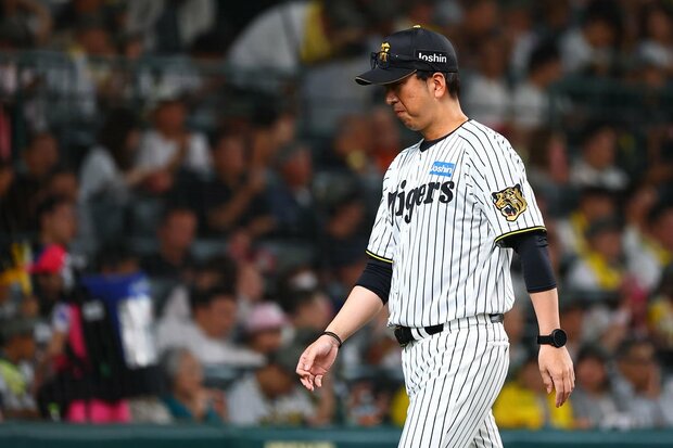 阪神がヤクルトに逆転負け わずか13球で暗転した甲子園