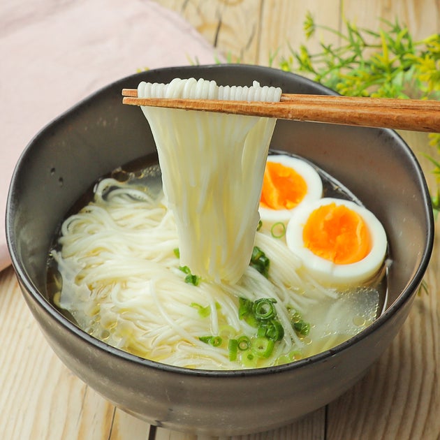 【そうめん、めんつゆに飽きたら入れてみて？】見た目と味のギャップがクセになる！そうめんの簡単アレンジレシピ