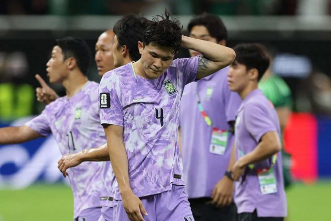 W杯で韓国が共催国メキシコに惜敗 戦前警戒のウルグアイ主審に不満爆発