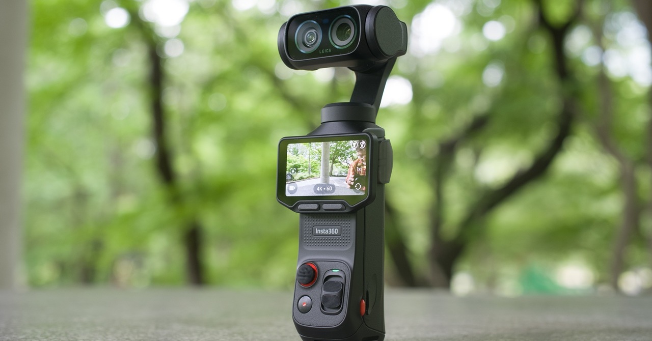 [ITmedia PC USER] ライカ共同開発の2眼ジンバル「Insta360 Luna Ultra」レビュー　12倍望遠、画面分離ギミックを持つ片手8Kカメラ