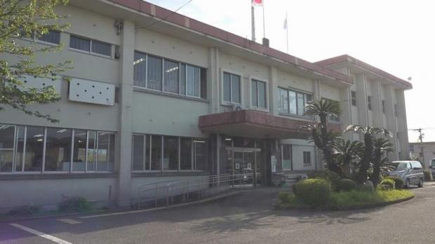 体育館の屋根の張替えをしていた男性作業員が転落、意識不明の重体 鹿児島