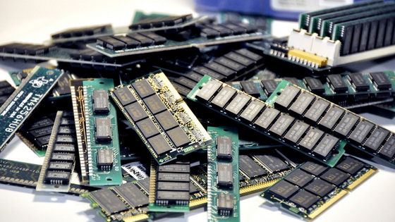 Metaが古いサーバーのDDR4メモリを新型サーバーで再利用する独自チップ「Vistara」を発表