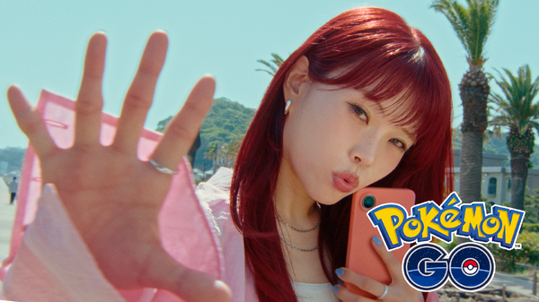 アイナ・ジ・エンドが『ポケモン GO』10週年の新CM「Sing like GO♪」で“外に出るワクワク”を歌う　妹REiKAと共演も！