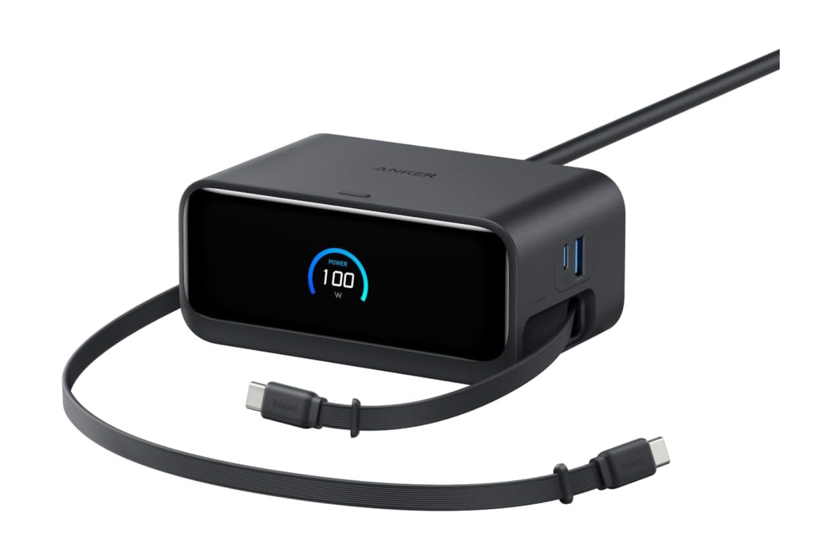 7台同時充電も。「Anker」のスマホサイズの超実力派タップで自分専用充電ステーションをつくる
