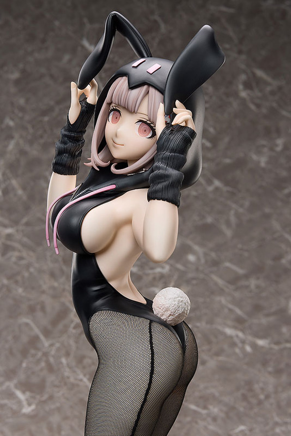 大胆な横乳に釘付け…♪約60センチの超でかサイズ!!「スーパーダンガンロンパ2」七海千秋がバニーフィギュアに