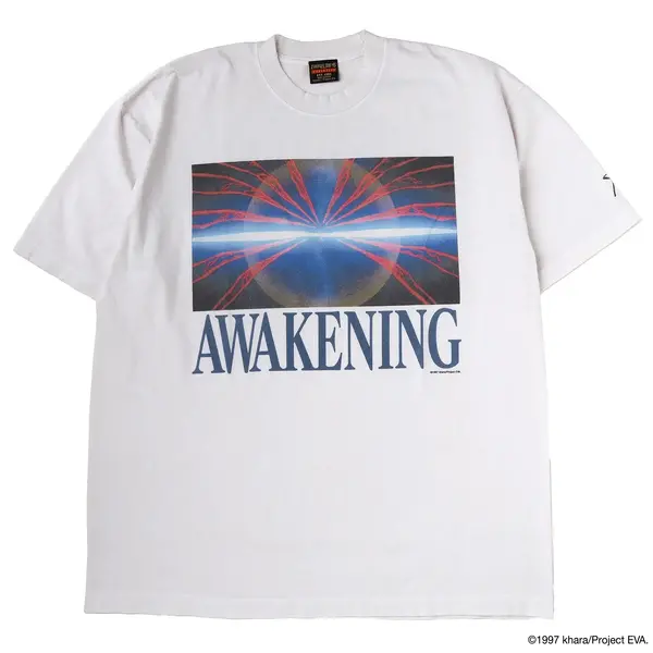 エヴァの高級Tシャツが雰囲気満点！質感までこだわって「瞬間、心、重ねて」や「魂のルフラン」をフィーチャー